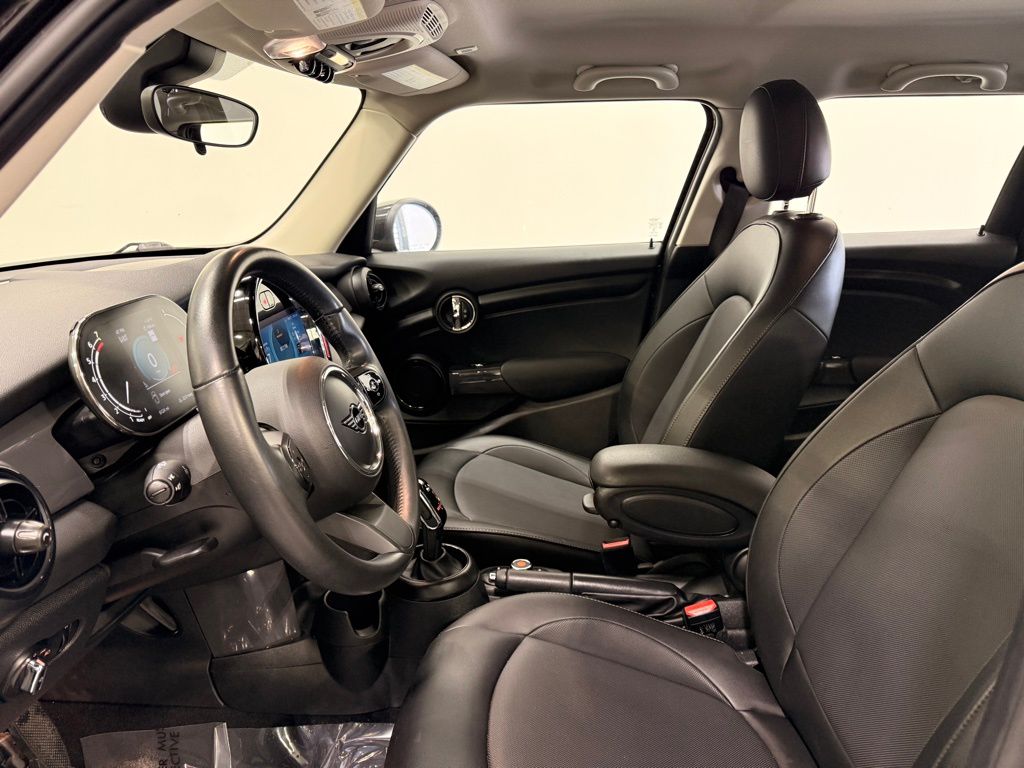 Thumbnail: 2022 MINI Cooper - 12