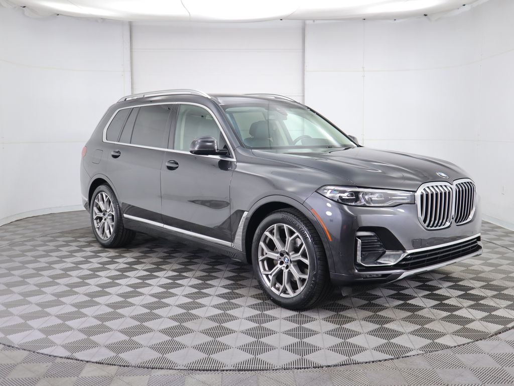 Thumbnail: 2021 BMW X7 - 3