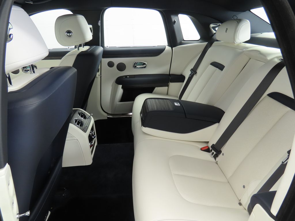 2022 Rolls-Royce Ghost  22