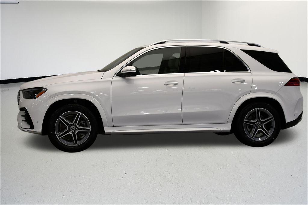 Thumbnail: 2025 Mercedes-Benz GLE - 2