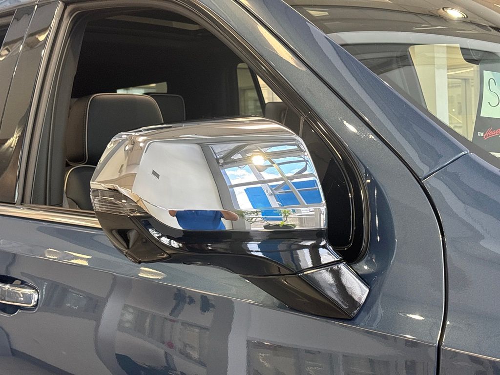 2026 Chevrolet Tahoe Premier - 8