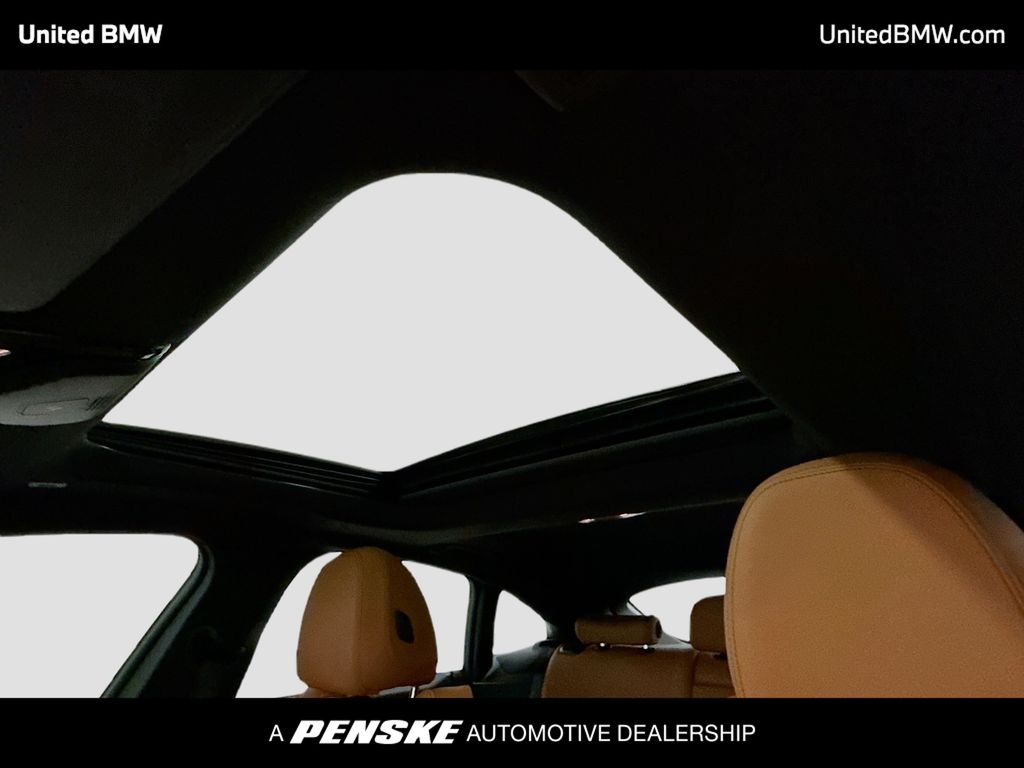 Thumbnail: 2024 BMW i4 - 12