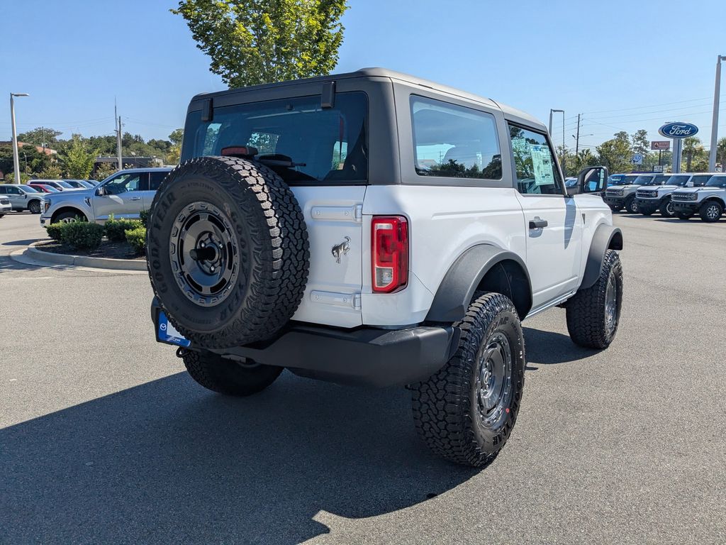 2025 Ford Bronco Base