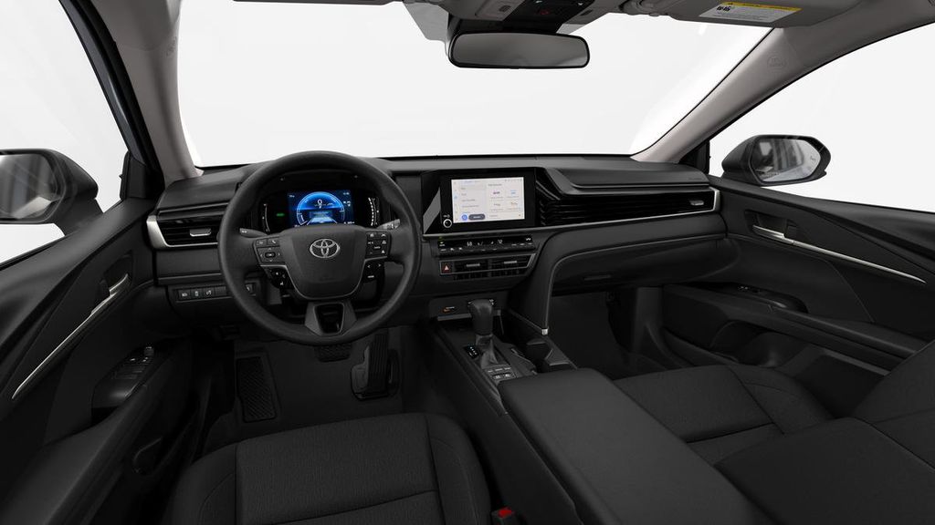 2025 Toyota Camry LE 18