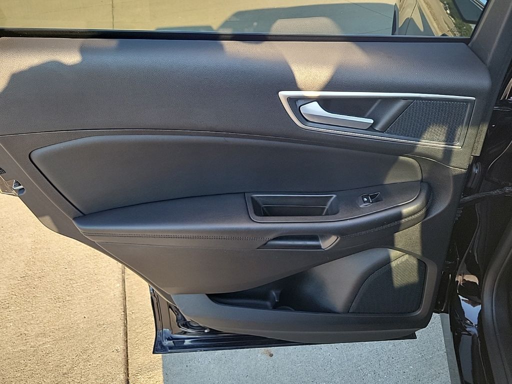 Used 2024 Ford Edge SUV