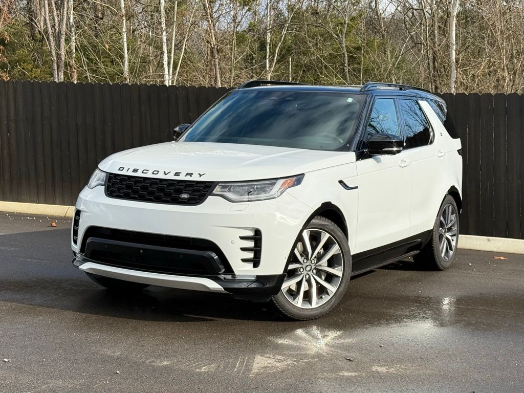 2025 Land Rover Discovery P300 Dynamic SE AWD