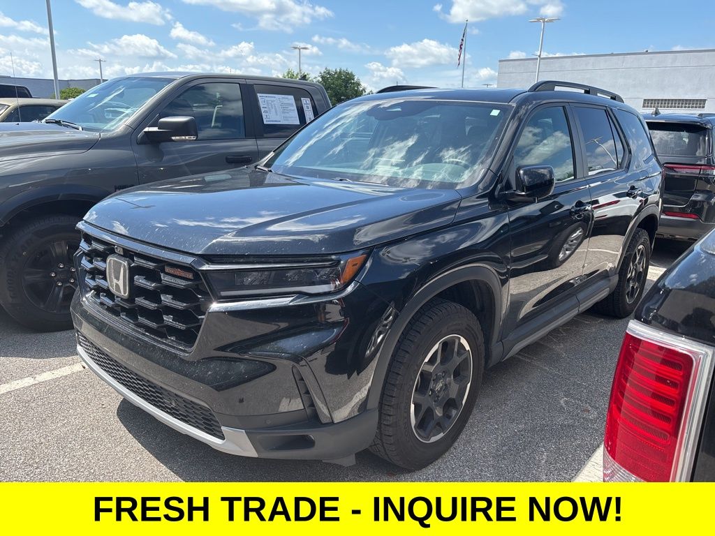 Crystal Black Pearl 2025 Honda Pilot TrailSport AWD SUV / Crossover All-Wheel Drive Automatic