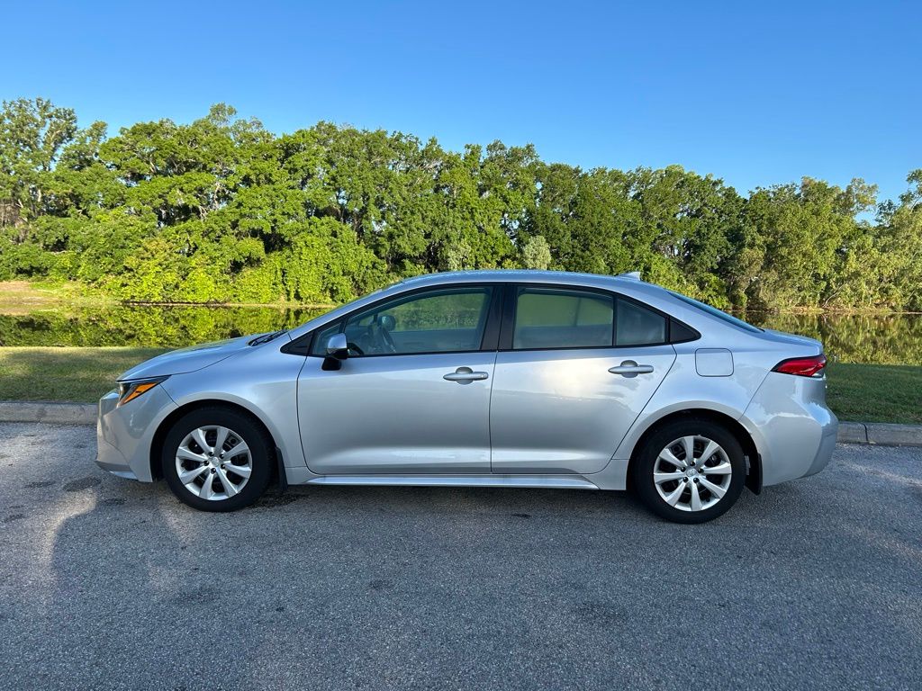 Thumbnail: 2025 Toyota Corolla - 2