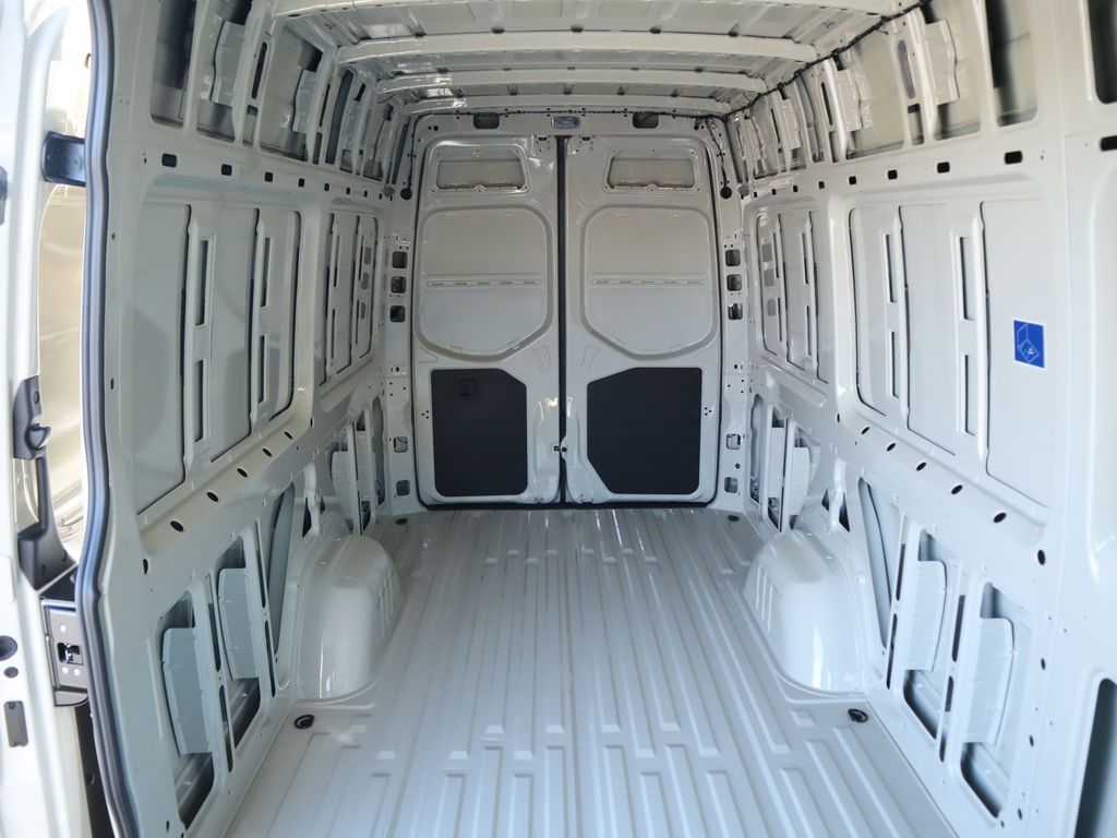 Thumbnail: 2025 Mercedes-Benz Sprinter - 29