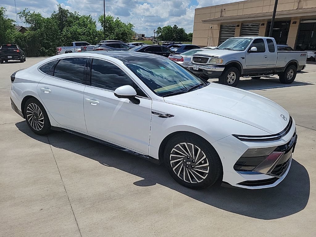 2025 Hyundai Sonata Hybrid Limited