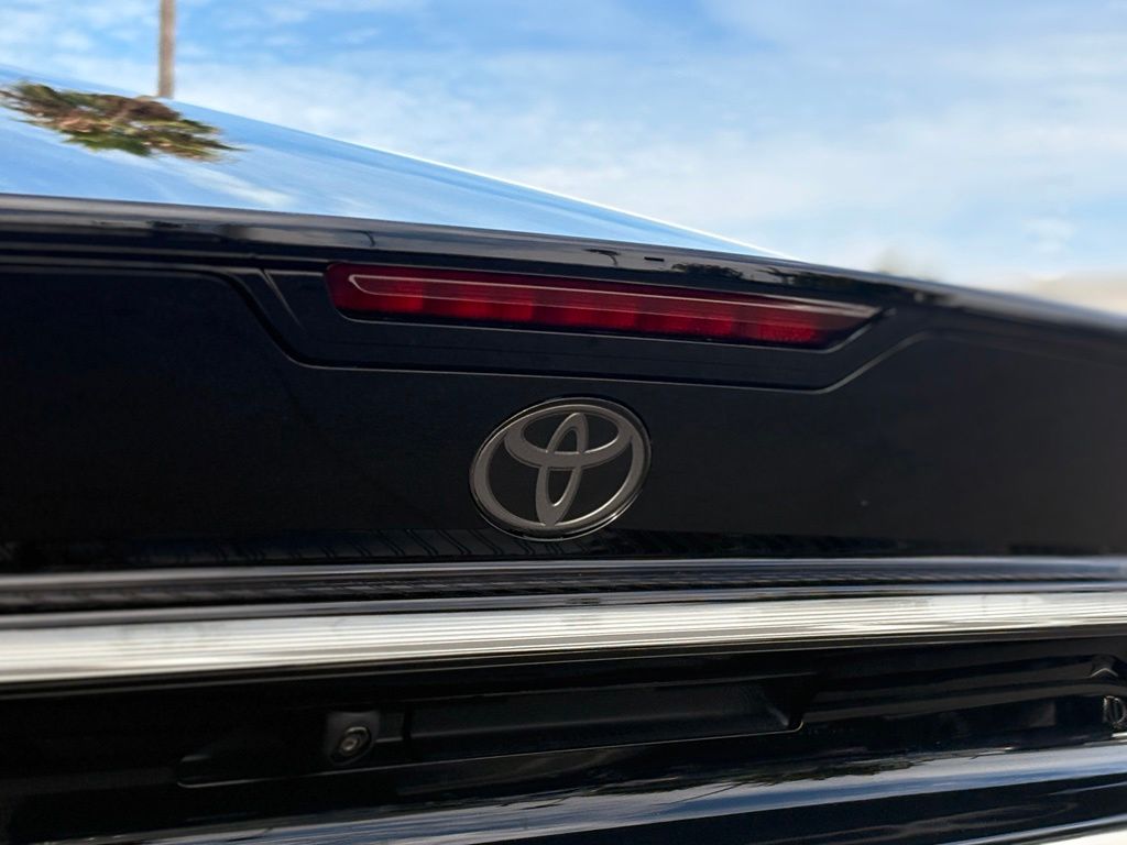 New 2027 Toyota Prius Plug-in Hybrid Sedan