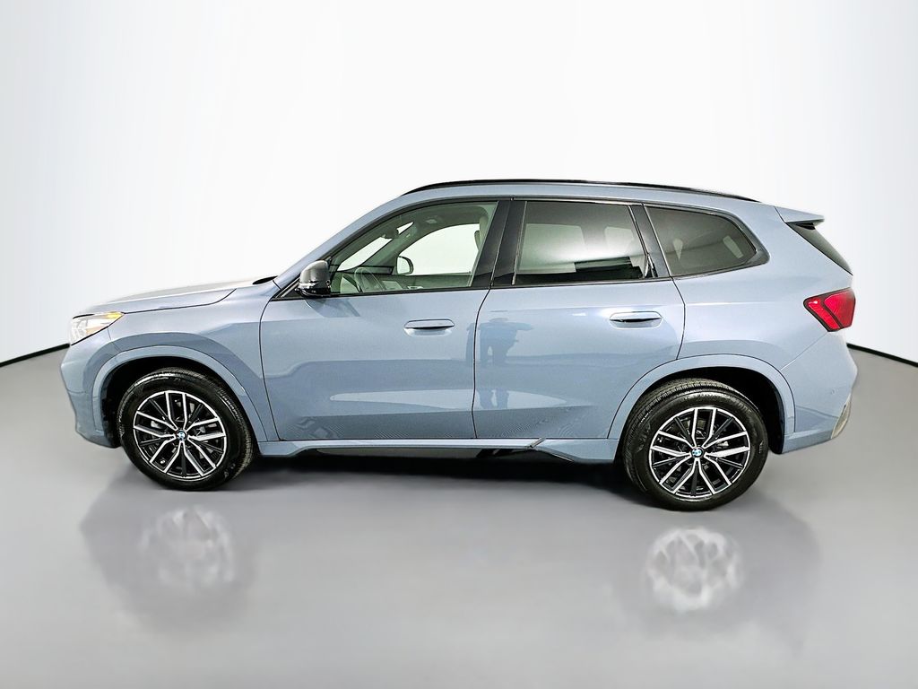 Thumbnail: 2023 BMW X1 - 8