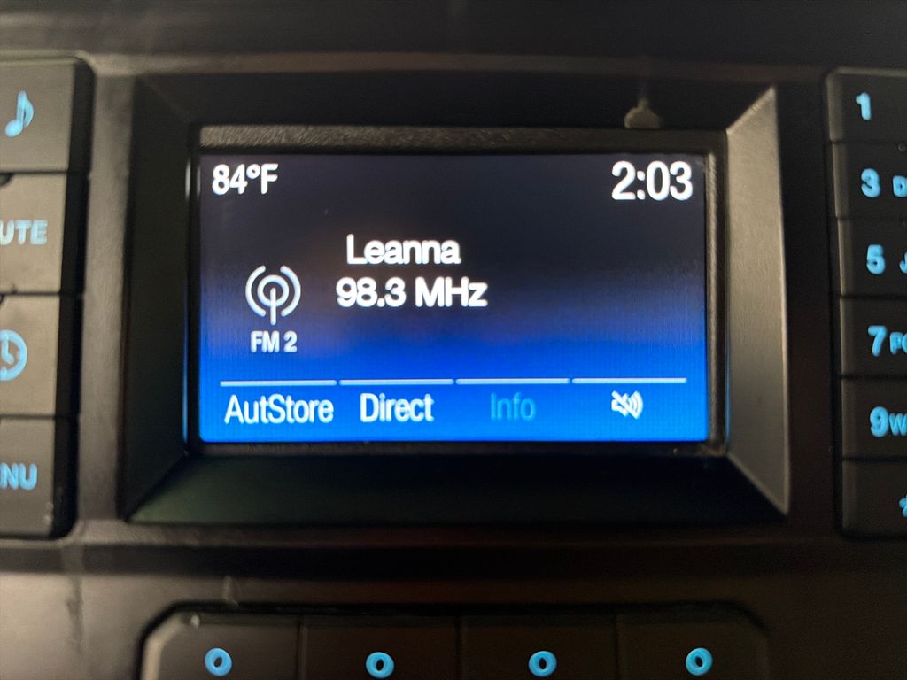 Used 2015 Silver Ford XL image 22