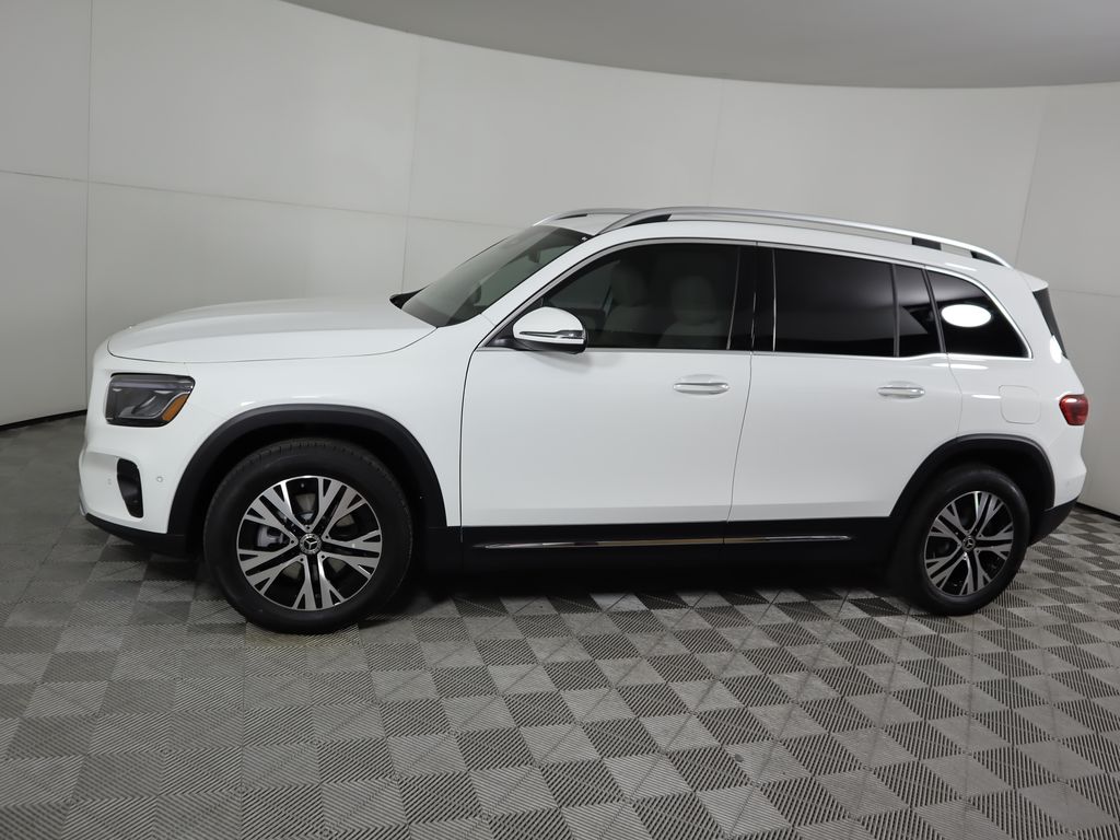 Thumbnail: 2025 Mercedes-Benz GLB - 8