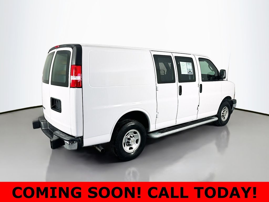 Used 2024 White Chevrolet Work Van image 7