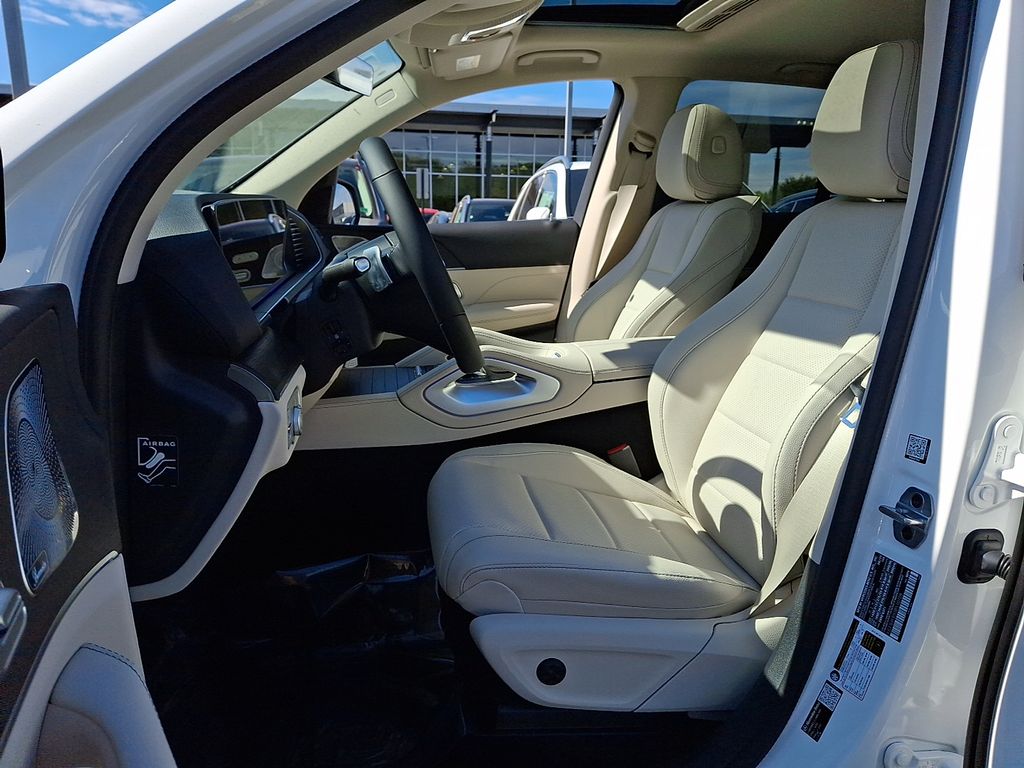 Thumbnail: 2026 Mercedes-Benz GLE - 9