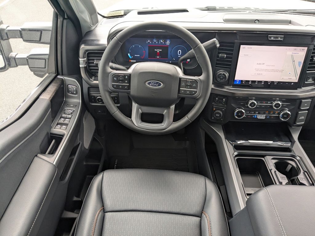 2026 Ford F-350 Super Duty LARIAT