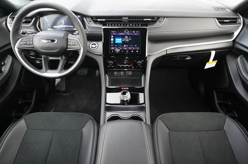 New Car 2025 Jeep Grand Cherokee L  Altitude For Sale Under $50,000 In Weatherford, Texas