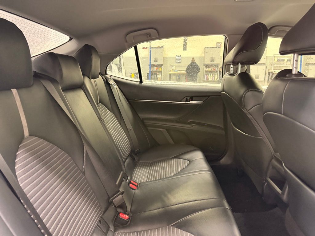 Thumbnail: 2019 Toyota Camry - 23