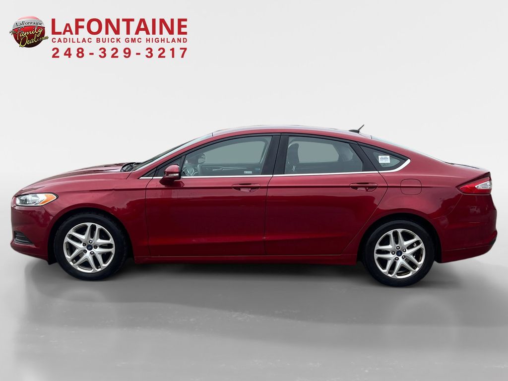 2016 Ford Fusion SE 4