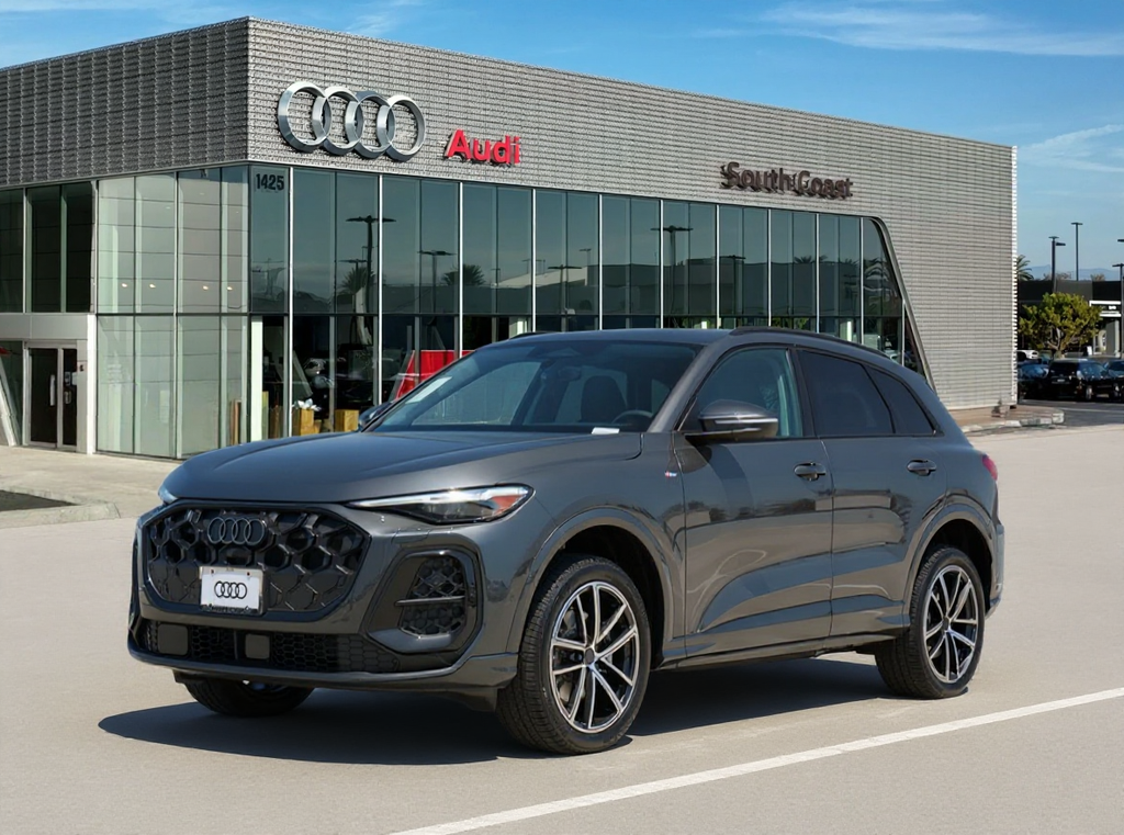 Thumbnail: 2026 Audi Q5 - 1