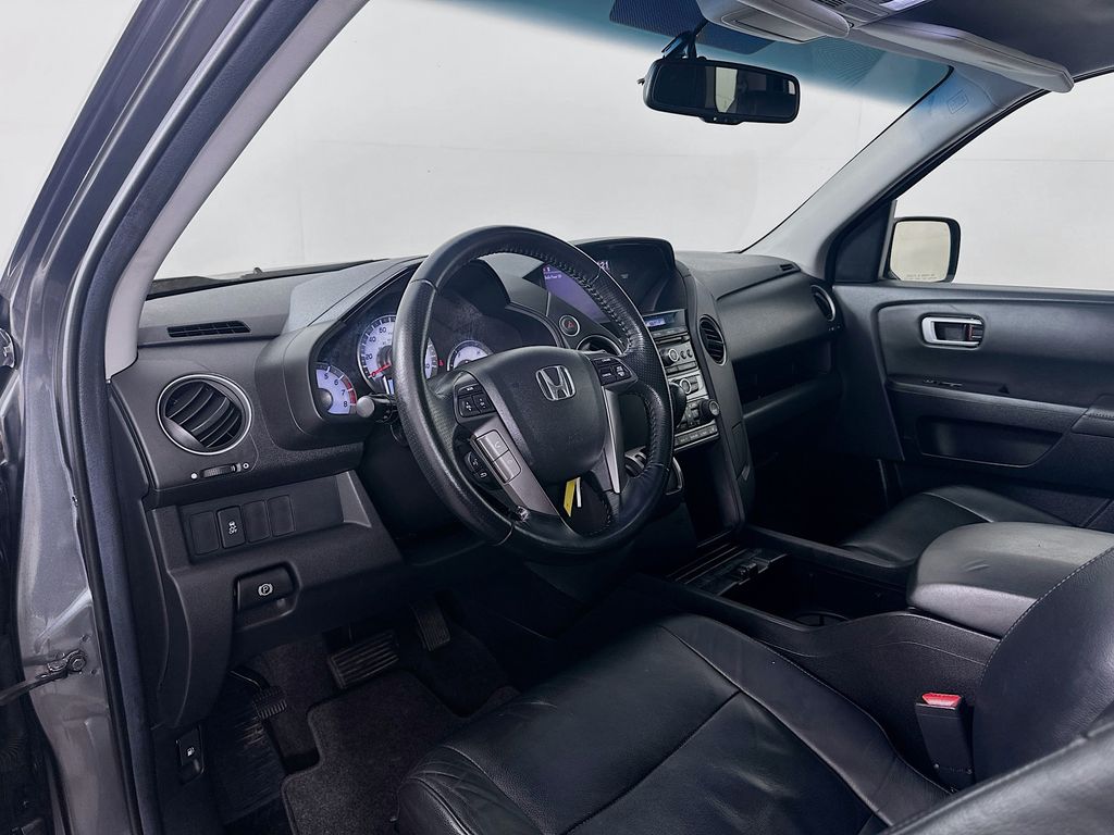 Thumbnail: 2012 Honda Pilot - 9