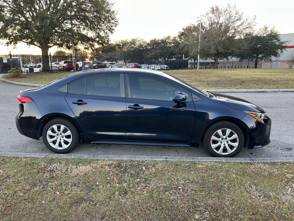 Thumbnail: 2022 Toyota Corolla - 6