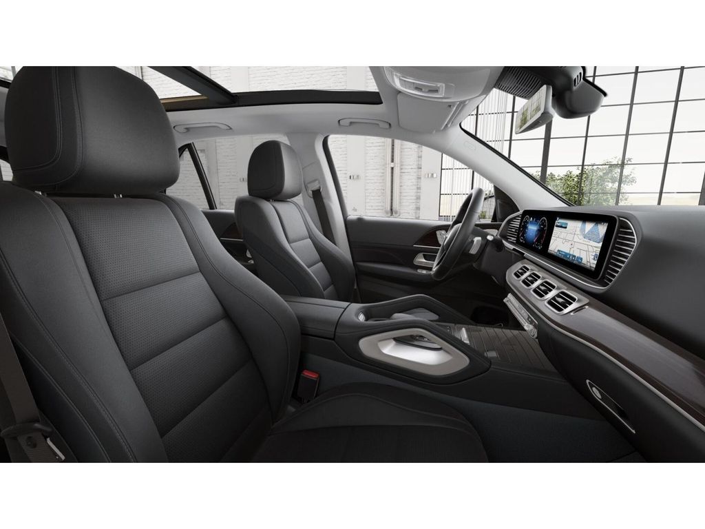 Thumbnail: 2026 Mercedes-Benz GLE - 4