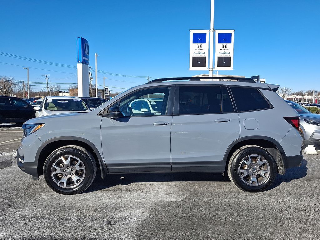 Thumbnail: 2023 Honda Passport - 7