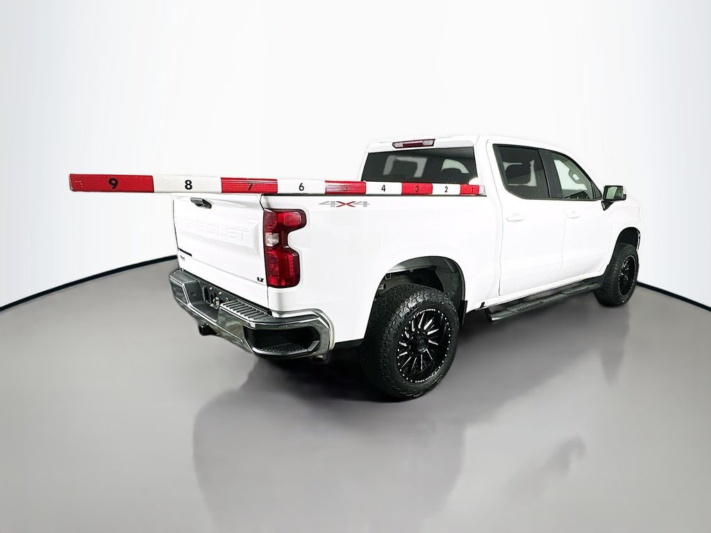 Used 2020 White Chevrolet LT image 7