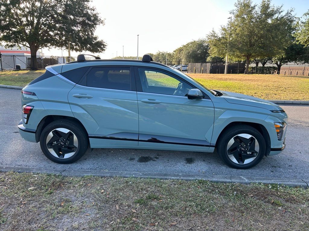 2025 Hyundai Kona Limited 6