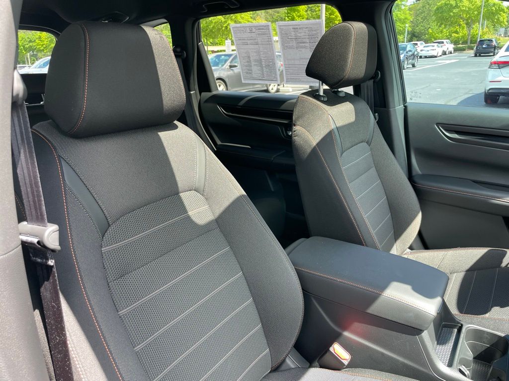 2025 Honda CR-V Sport 32