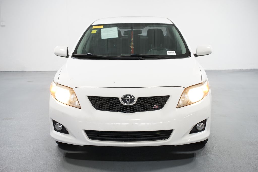 Thumbnail: 2010 Toyota Corolla - 2