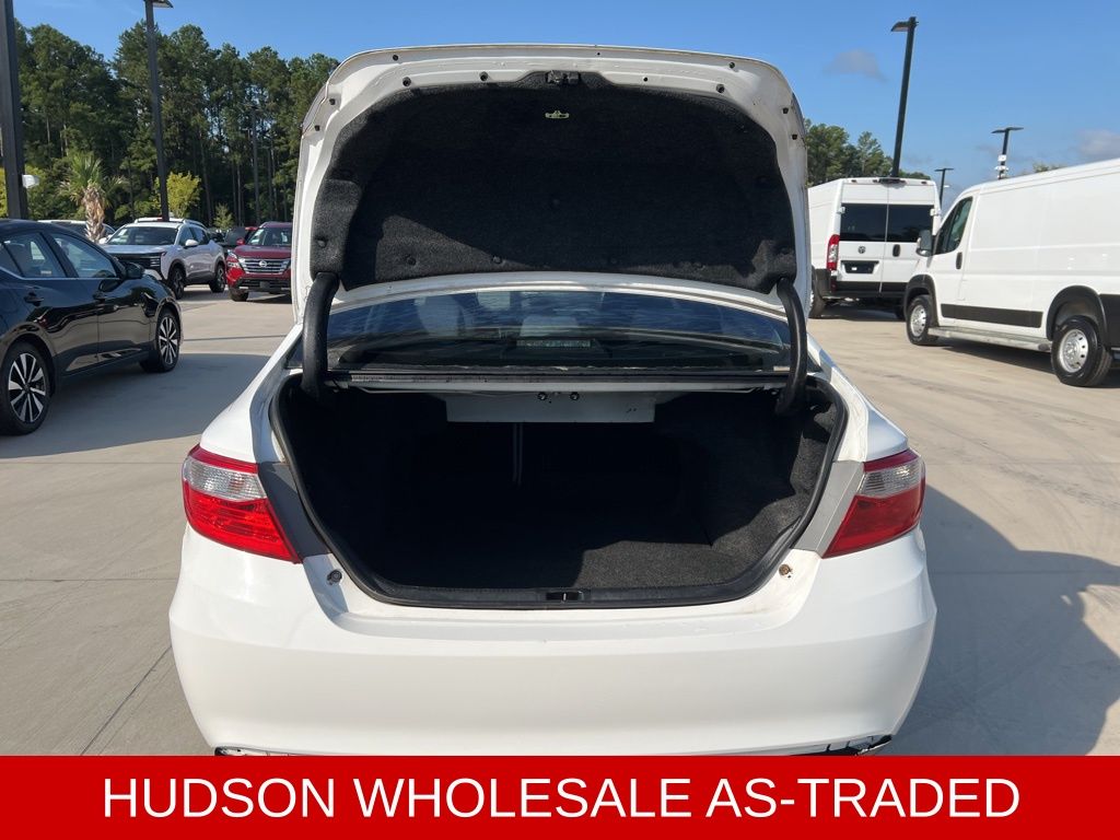 2015 White Toyota Camry LE FWD Sedan