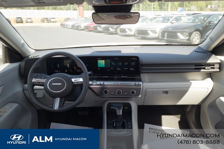 New 2026 White Hyundai SE image 20