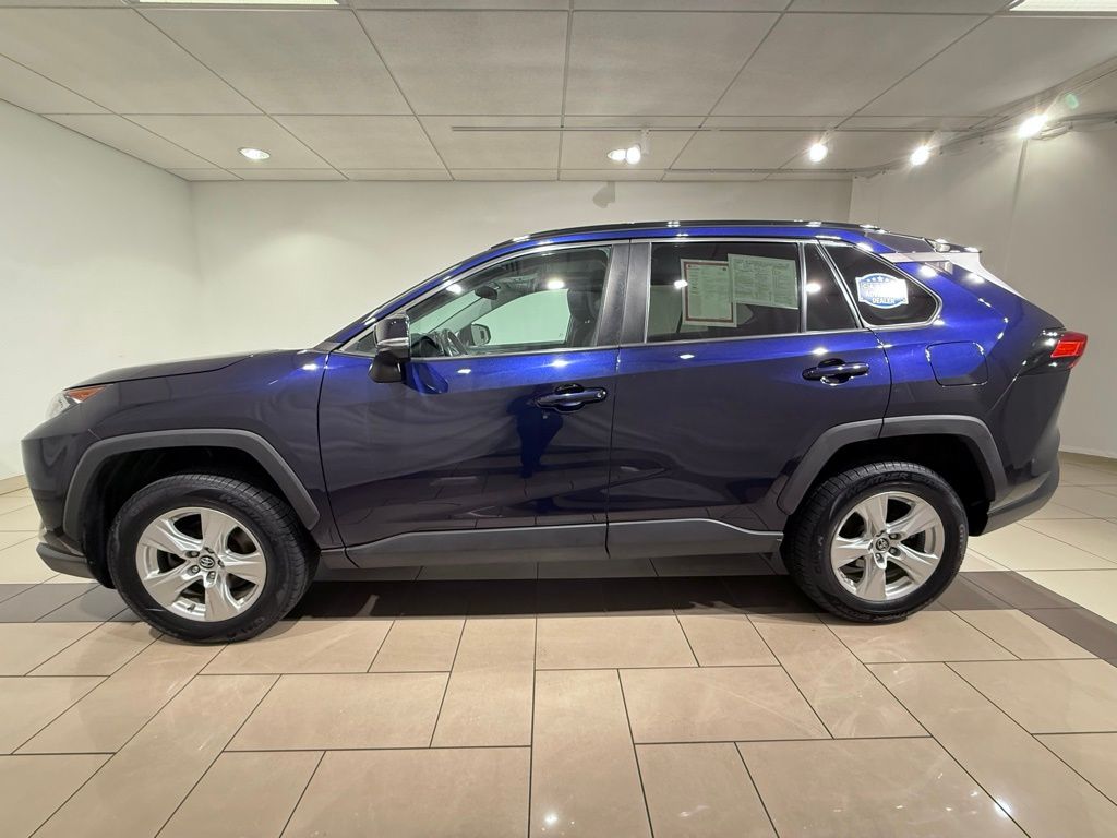 Thumbnail: 2019 Toyota RAV4 - 2