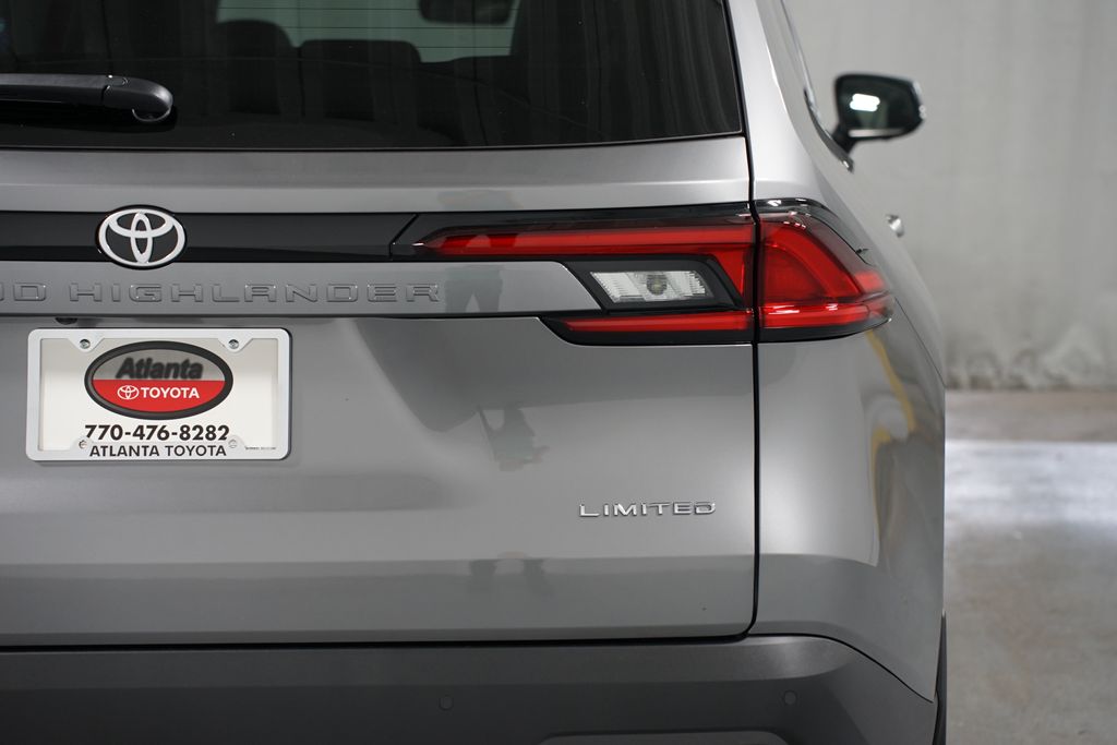 Thumbnail: 2025 Toyota Grand Highlander - 10