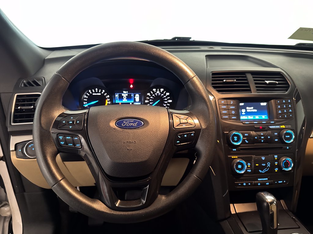 Certified Used 2017 White Ford Base image 8