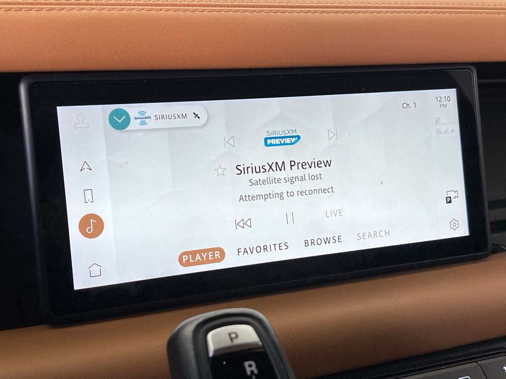 Thumbnail: 2021 Land Rover Defender - 13