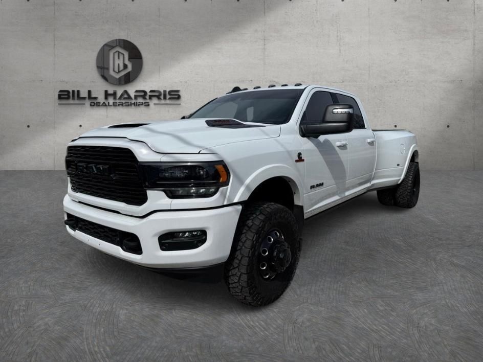 2024 RAM 3500 Limited Crew Cab LB DRW 4WD
