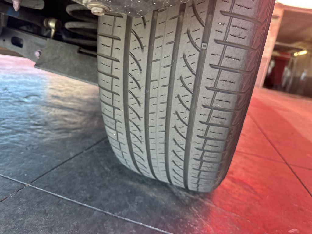 Thumbnail: 2019 Toyota RAV4 - 12