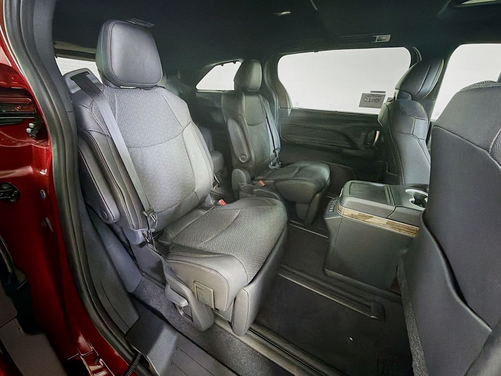 New 2026 Toyota Sienna Van