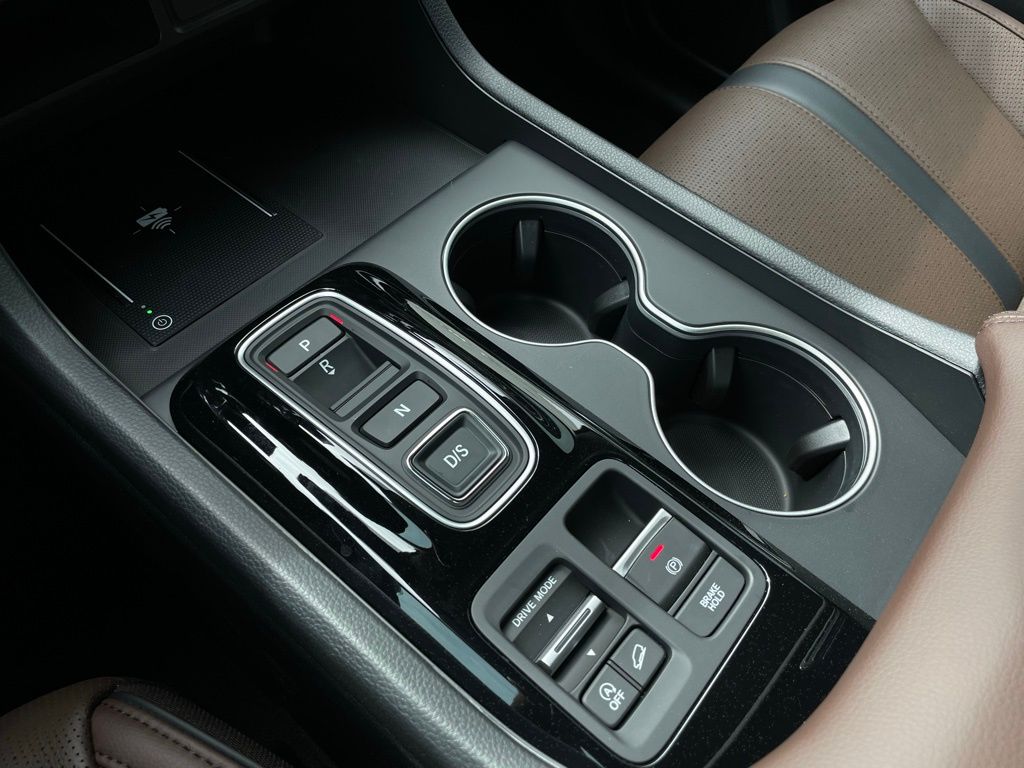 2025 Honda Pilot Elite 21