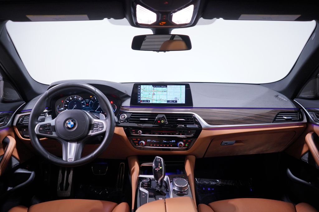 2019 BMW 5 Series 540i 10