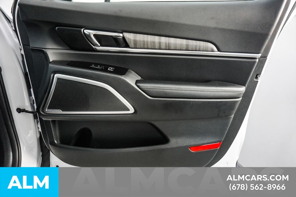 Used 2024 White Kia EX image 43