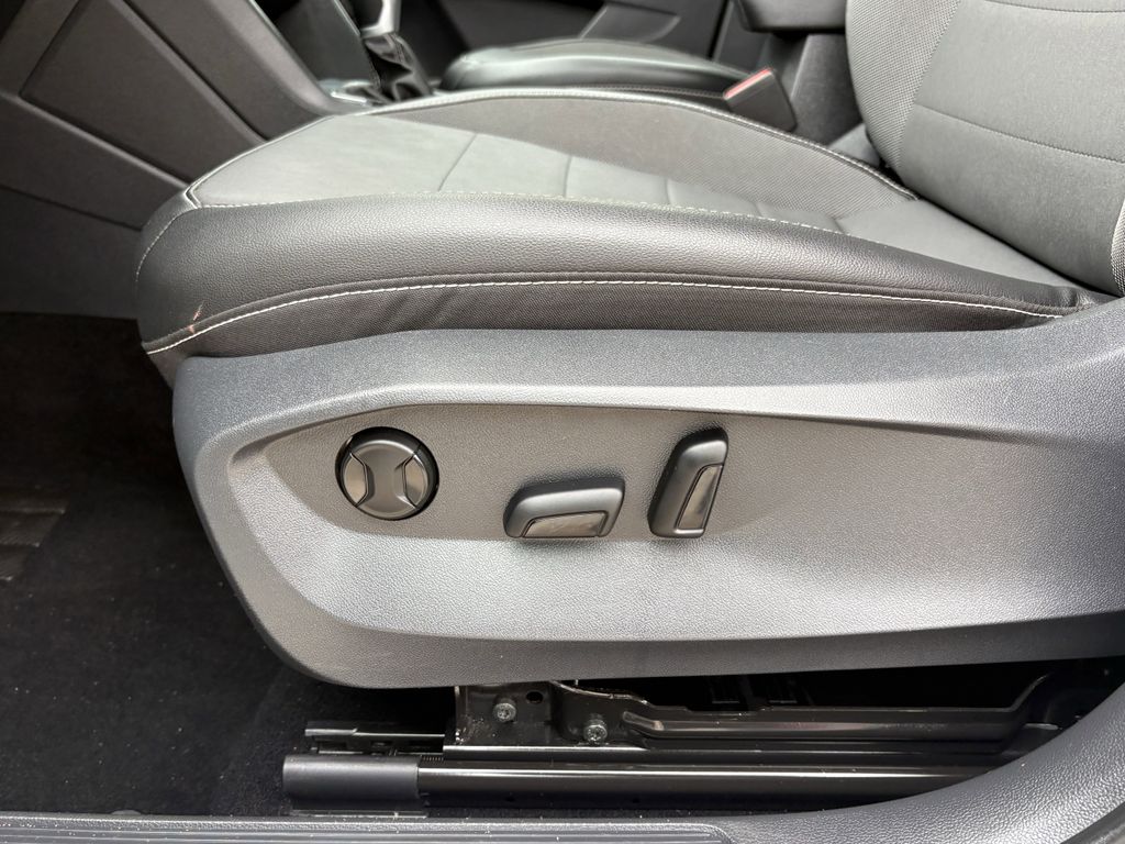 2022 Volkswagen Taos 1.5T SE White at DeMontrond Auto Country