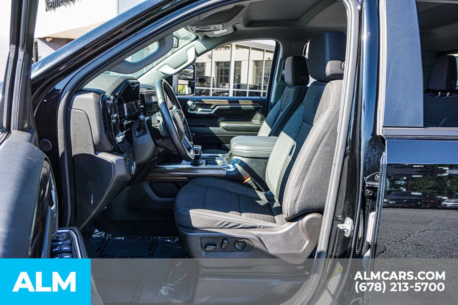 Used 2024 Black Chevrolet RST image 20