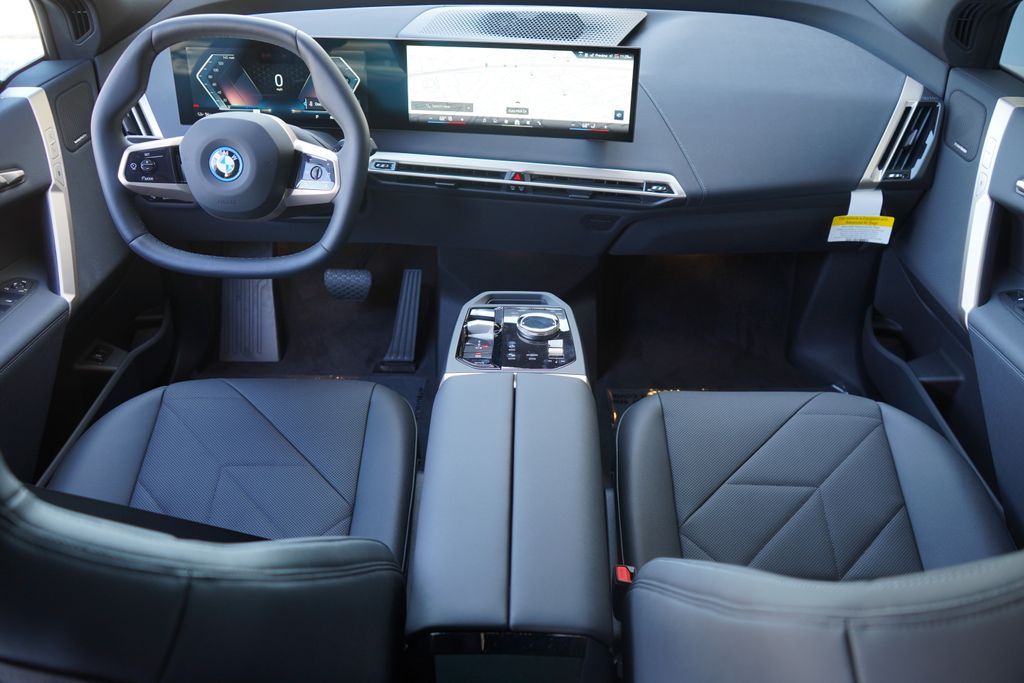 2025 BMW iX xDrive50 13