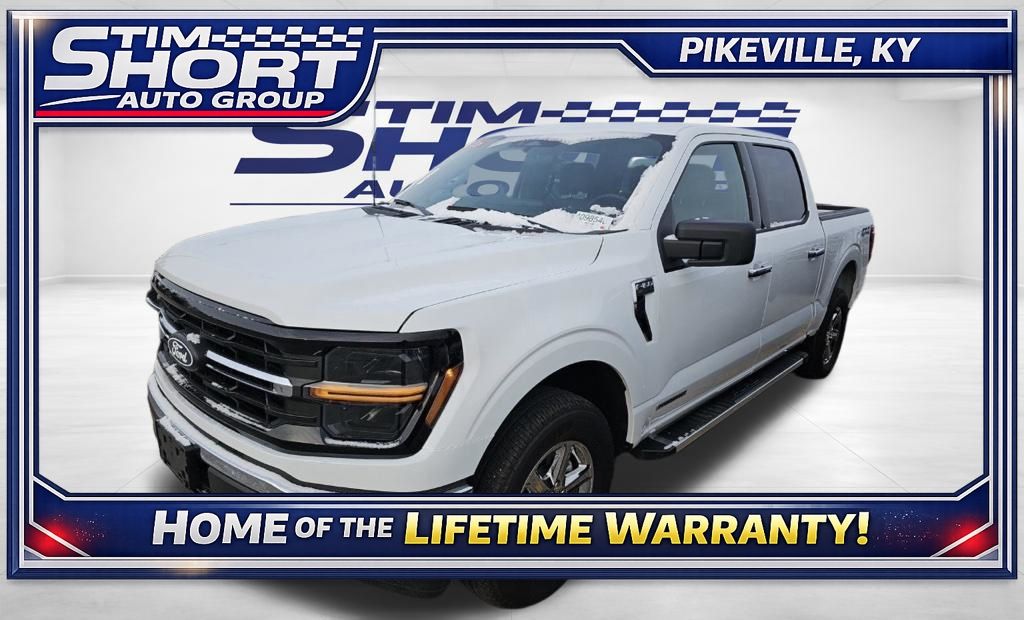 White 2025 Ford F-150 XLT SuperCrew 4WD Pickup Truck Four-Wheel Drive Automatic