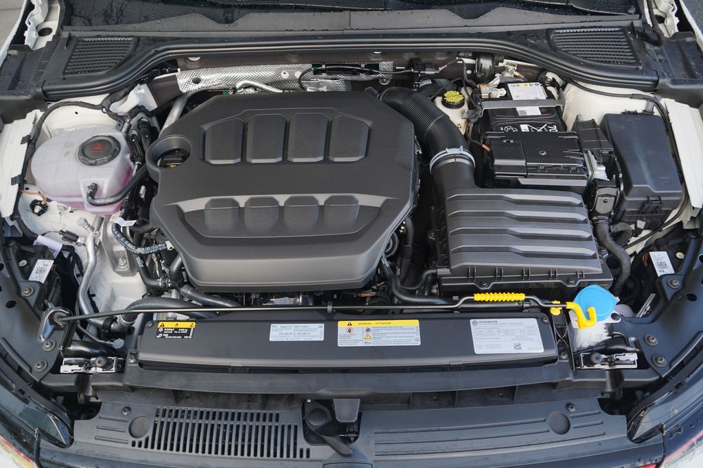 Thumbnail: 2026 Volkswagen Golf - 12